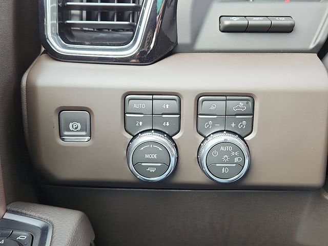 2026 GMC Sierra 3500 HD Denali