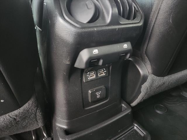2020 Jeep Wrangler Unlimited Sahara High Altitude