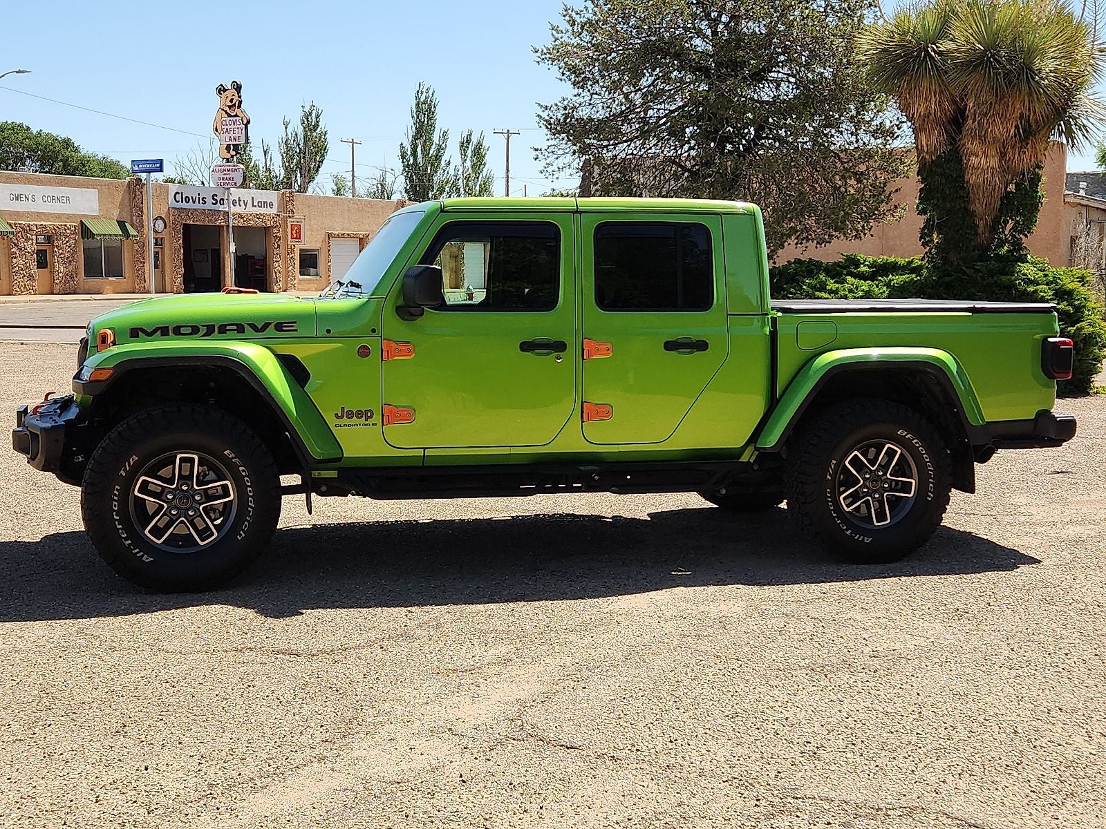 2025 Jeep Gladiator Mojave