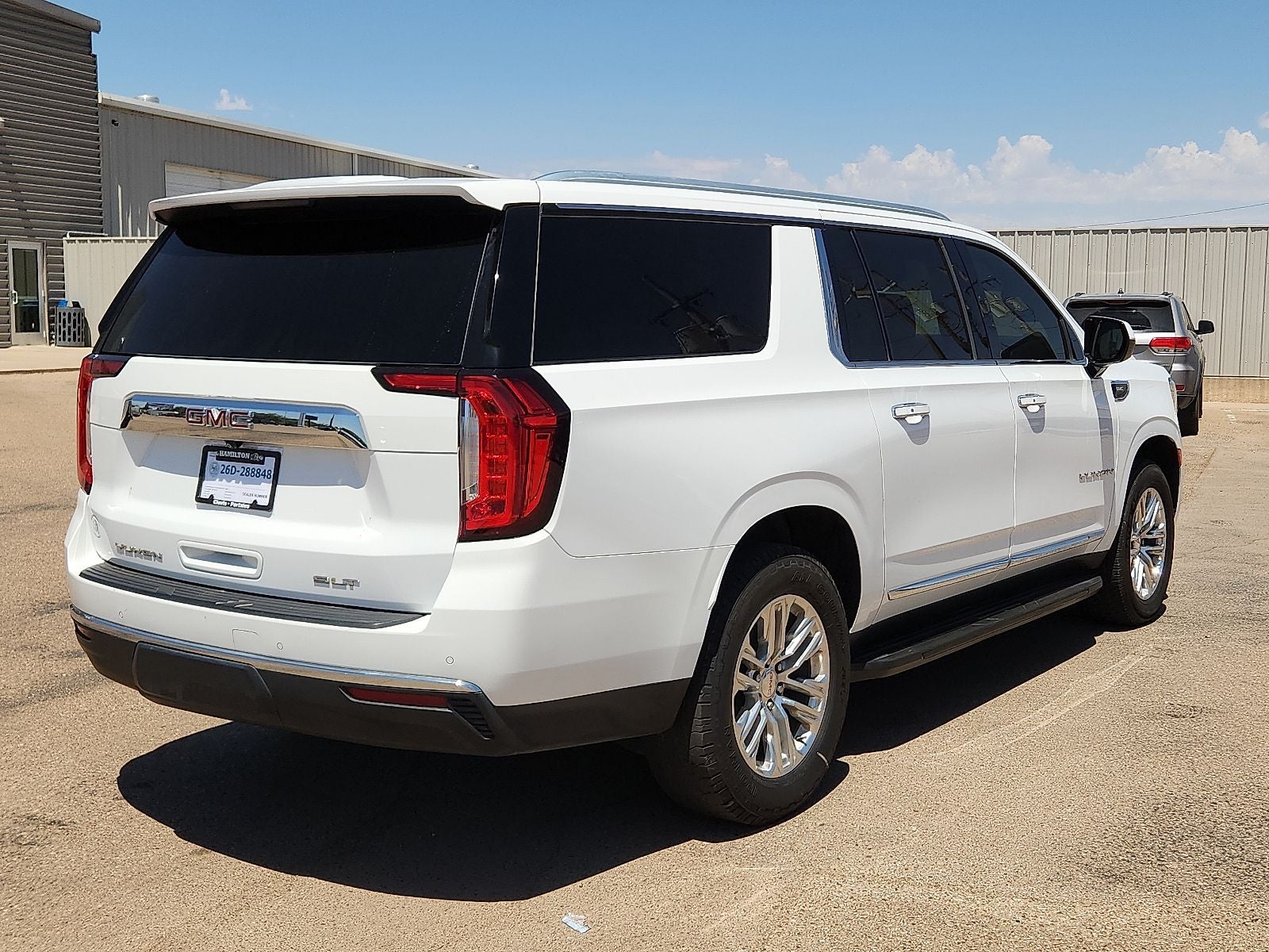 2023 GMC Yukon XL SLT