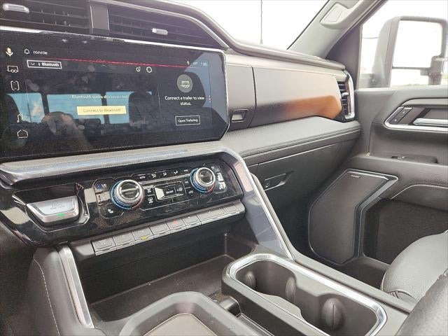 2024 GMC Sierra HD Denali