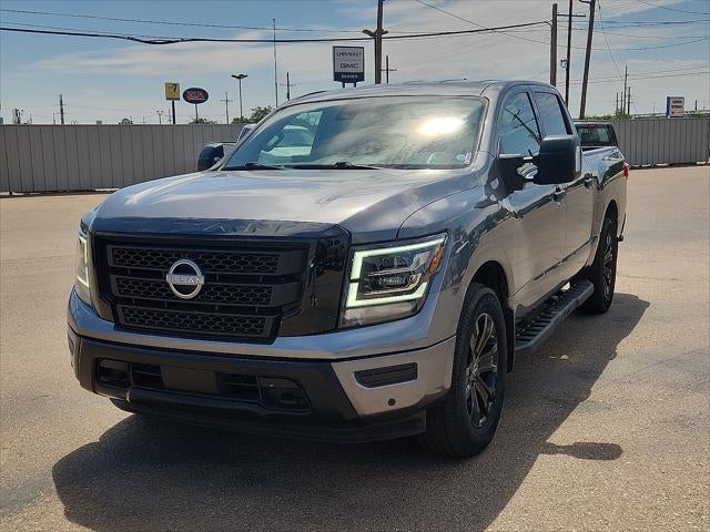 2023 Nissan Titan SV