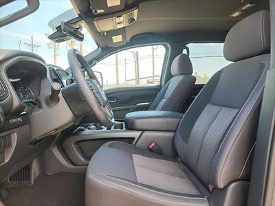 2023 Nissan Titan SV