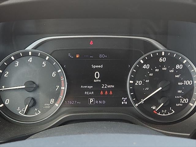2023 Nissan Titan SV