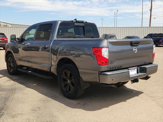 2023 Nissan Titan SV