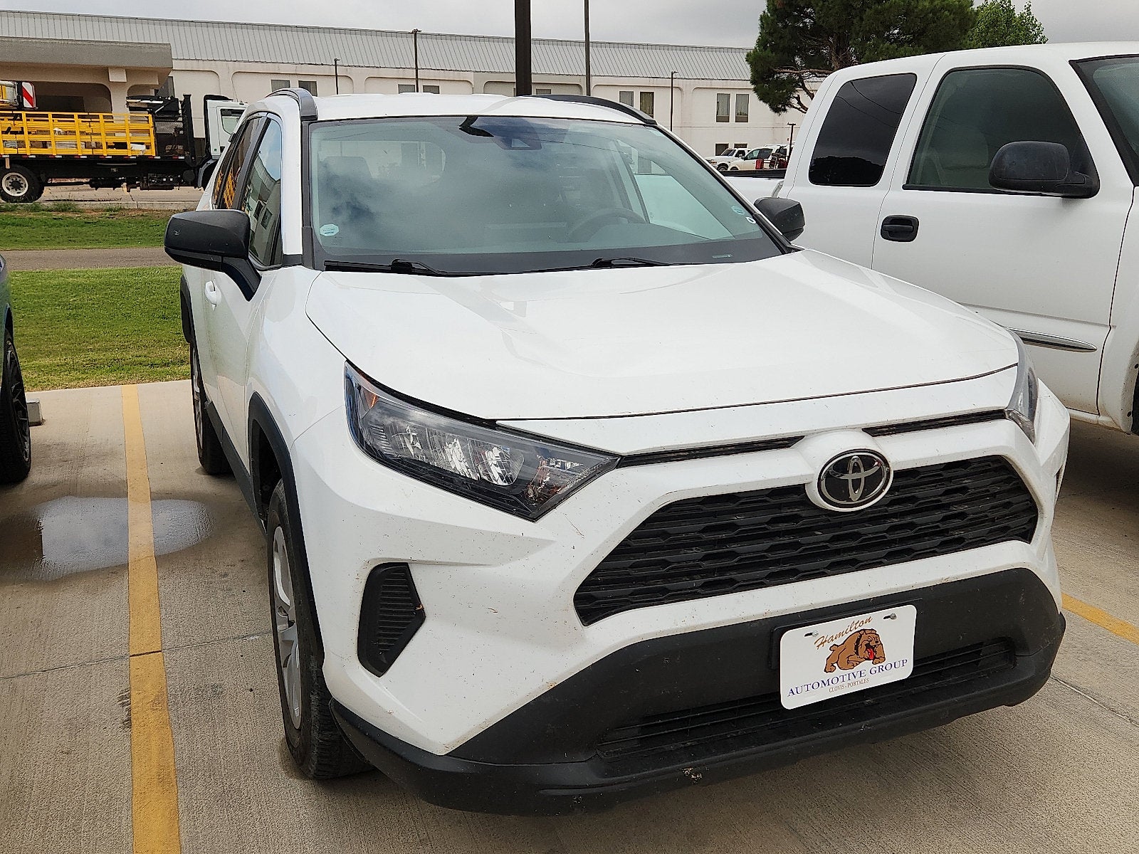 2020 Toyota RAV4 LE