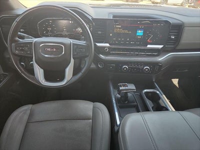 2024 GMC Sierra SLT