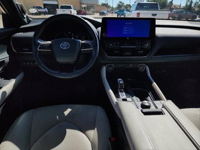2024 Toyota Grand Highlander Hybrid MAX Platinum