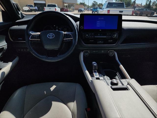 2024 Toyota Grand Highlander Hybrid MAX Platinum