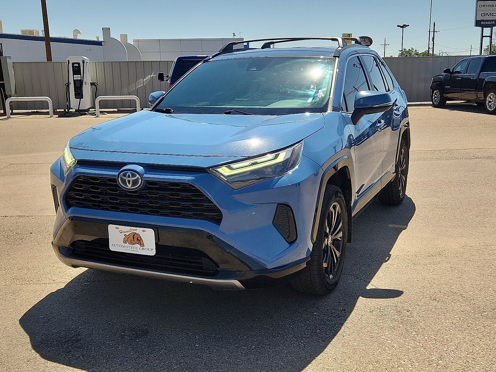 2023 Toyota RAV4 Hybrid SE